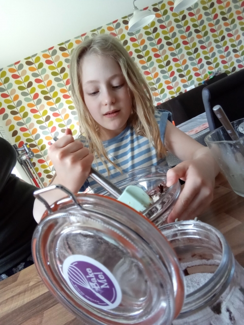 Bake Me in Action 11